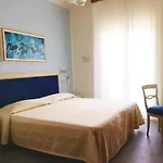 Hotel Golf & 3*