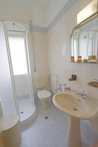 Отель Golf & 3*